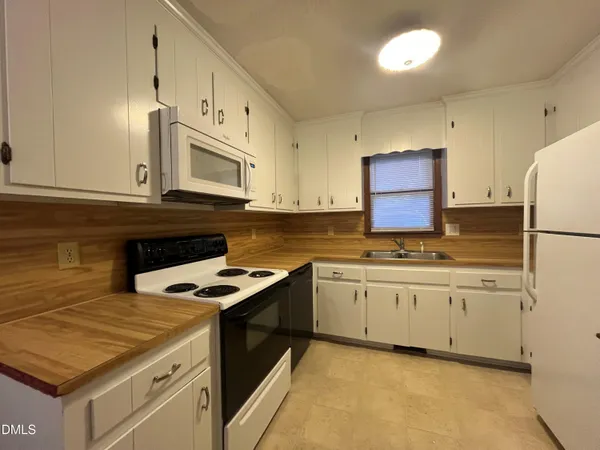 $1,295 | 1300 Kent Road, Unit A, Raleigh, NC 27606