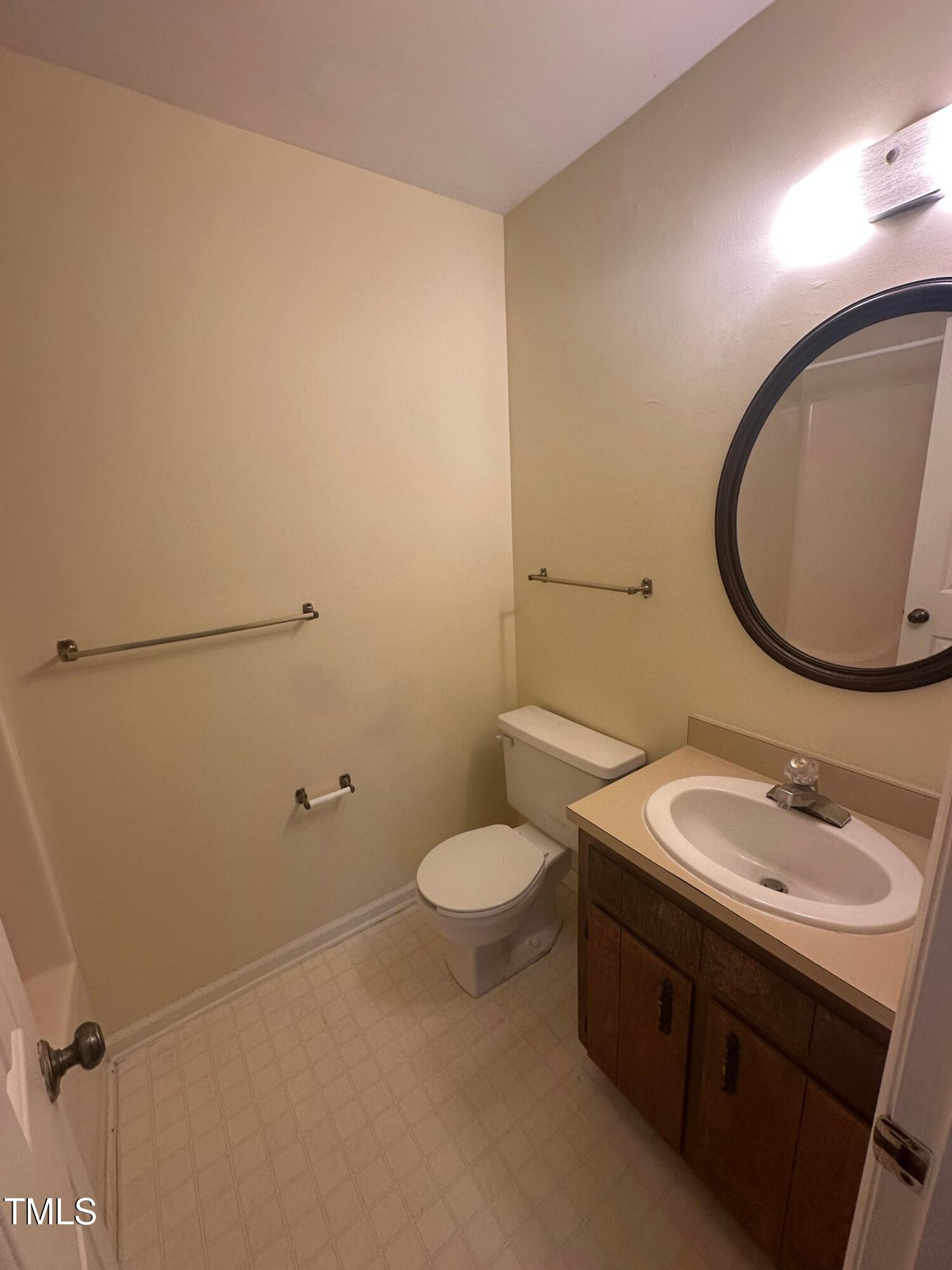 1300 Kent Road, Unit A Raleigh, NC 27606 - Photo 5 of 8 1300 Kent 4