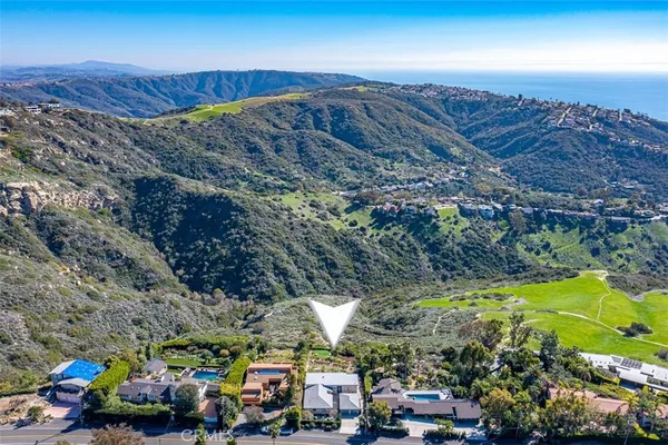 $20,000 | 2305 Temple Hills Drive, Laguna Beach, CA 92651