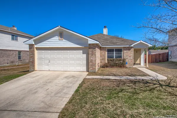 $1,900 | 8807 Summer Trl Street, San Antonio, TX 78250