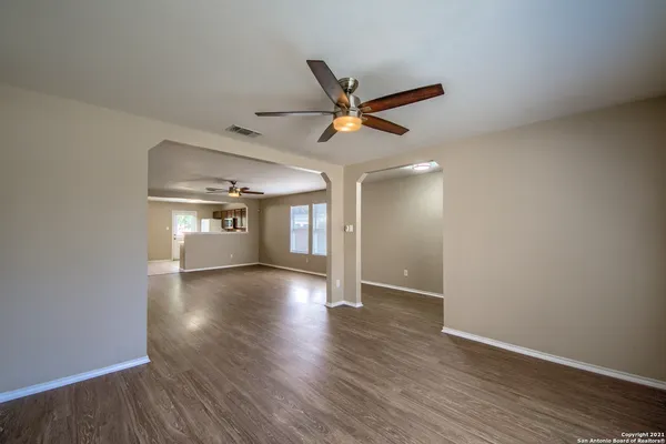 $1,900 | 8807 Summer Trl Street, San Antonio, TX 78250
