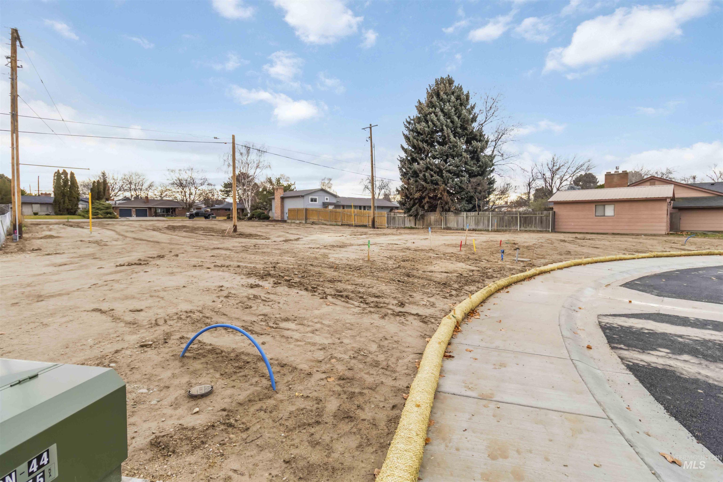 Oregon Avenue Caldwell, ID 83605 - Photo 32 of 42 View of yard