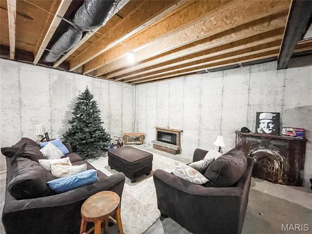 $375,000 | 118 West Belleville Street, Nashville, IL 62263