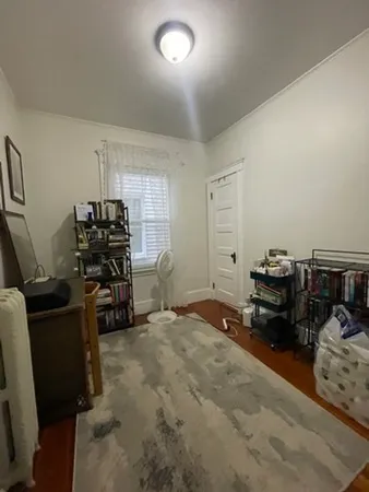 $4,000 | 102 Franklin Street, Unit 2, Brookline, MA 02445