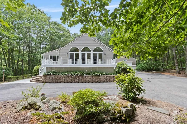 $799,500 | 66 Old Pool Road, Biddeford, ME 04005