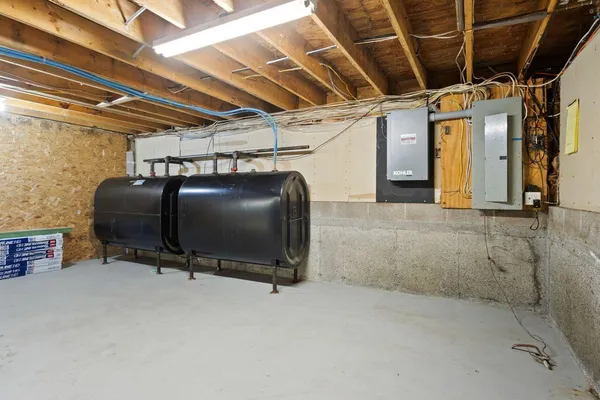 $799,500 | 66 Old Pool Road, Biddeford, ME 04005