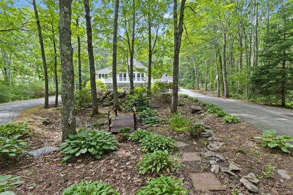 $799,500 | 66 Old Pool Road, Biddeford, ME 04005