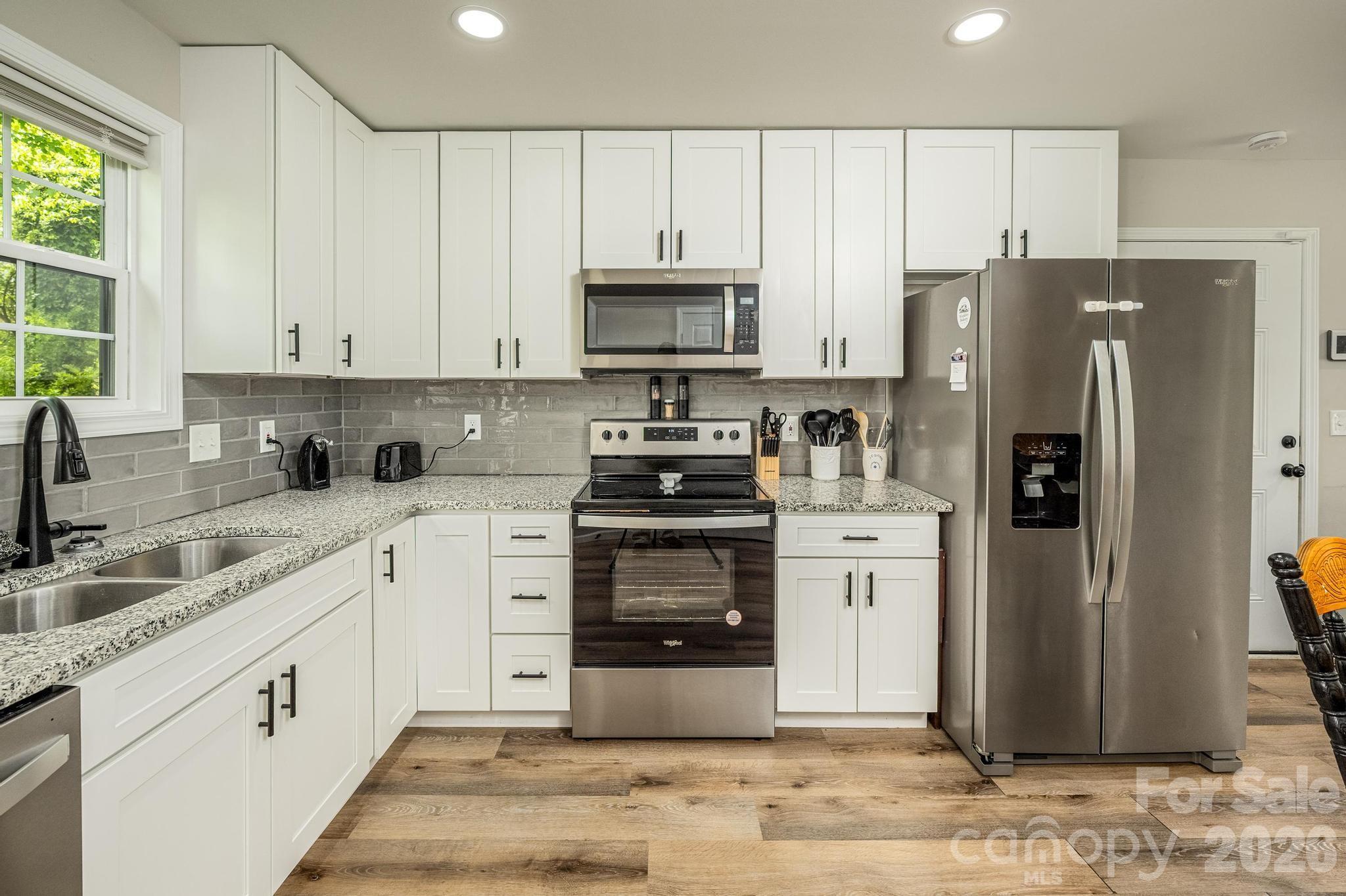 614 East Front Street Statesville, NC 28677 - Photo 11 of 24