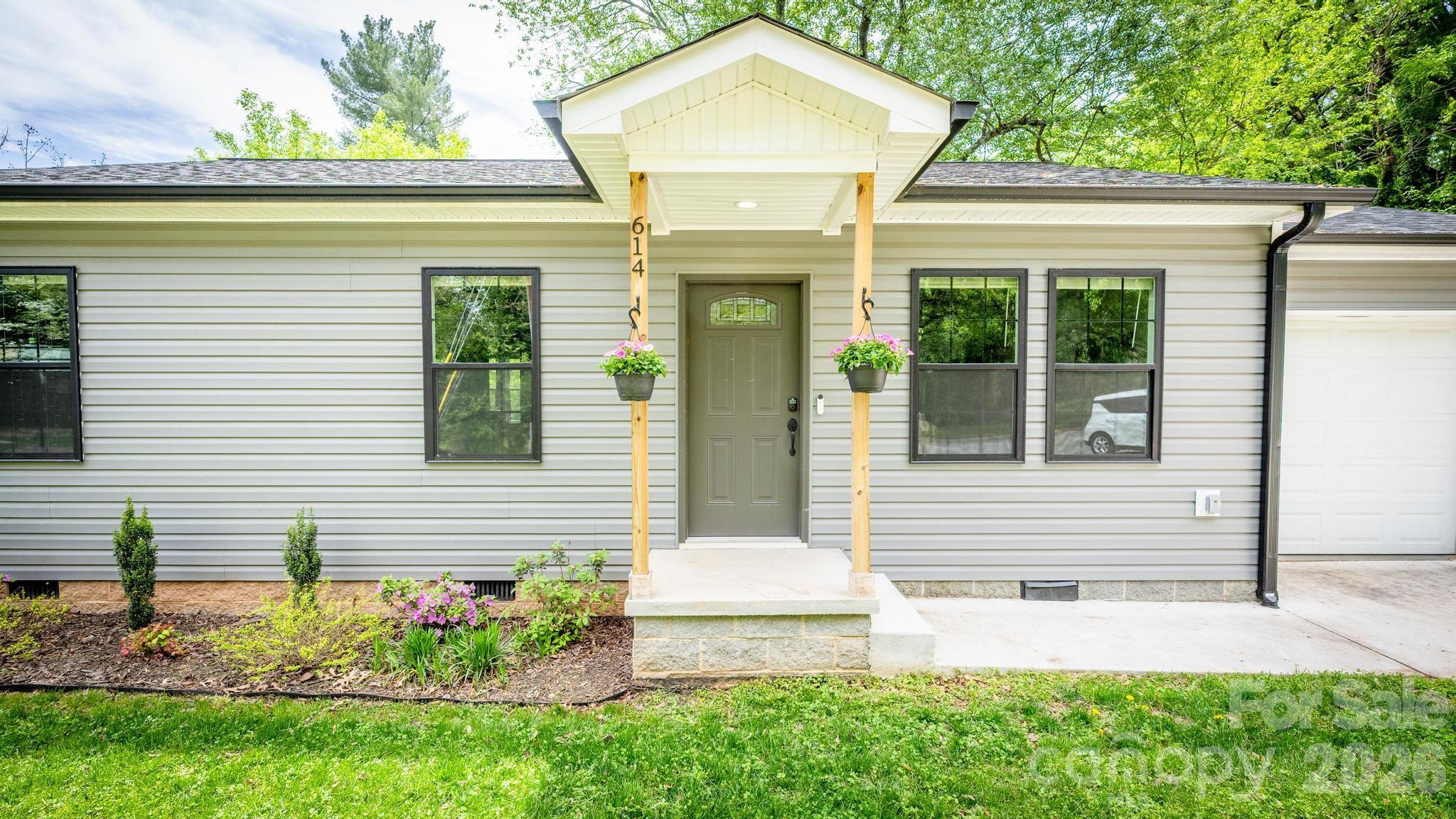 614 East Front Street Statesville, NC 28677 - Photo 4 of 24