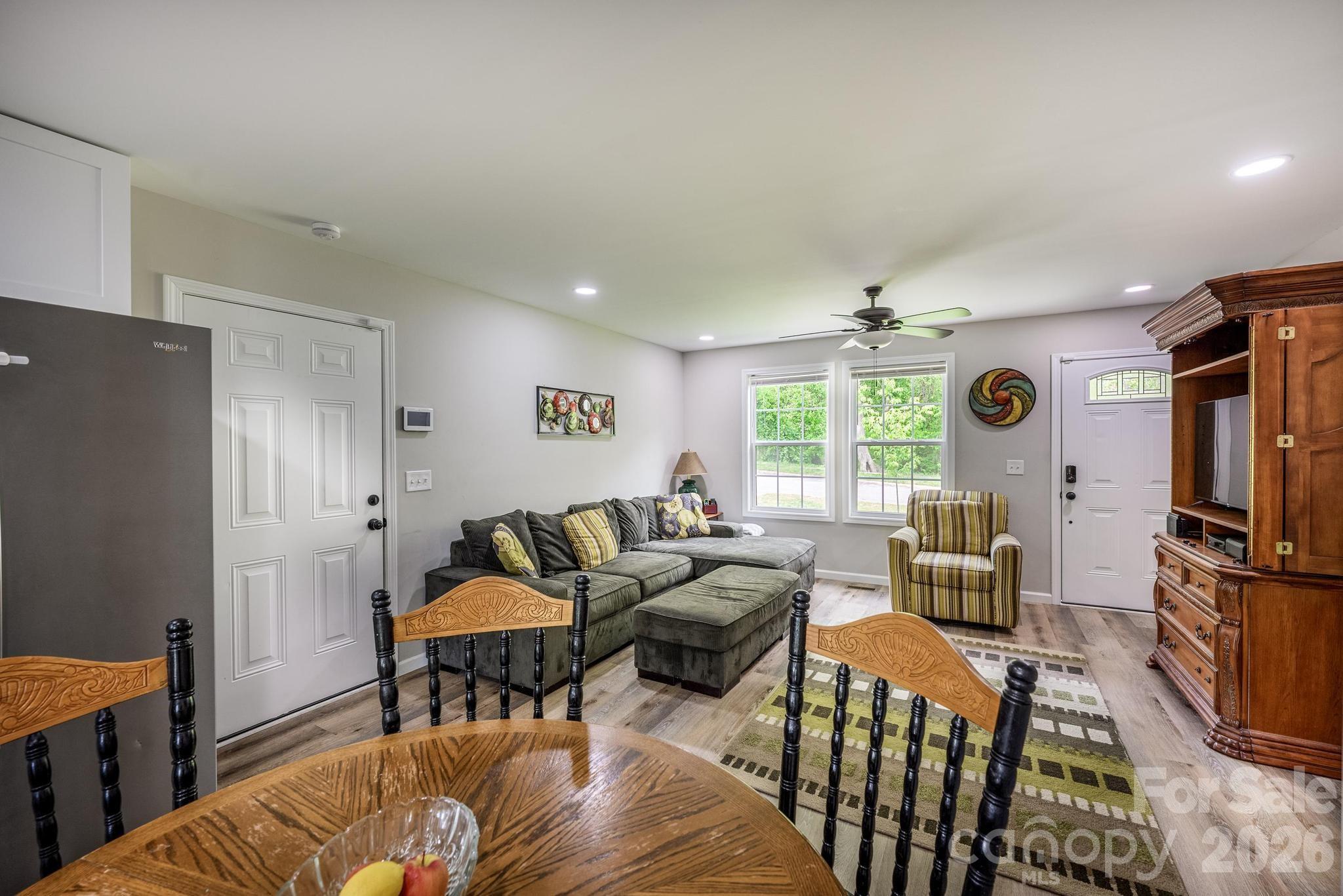 614 East Front Street Statesville, NC 28677 - Photo 10 of 24