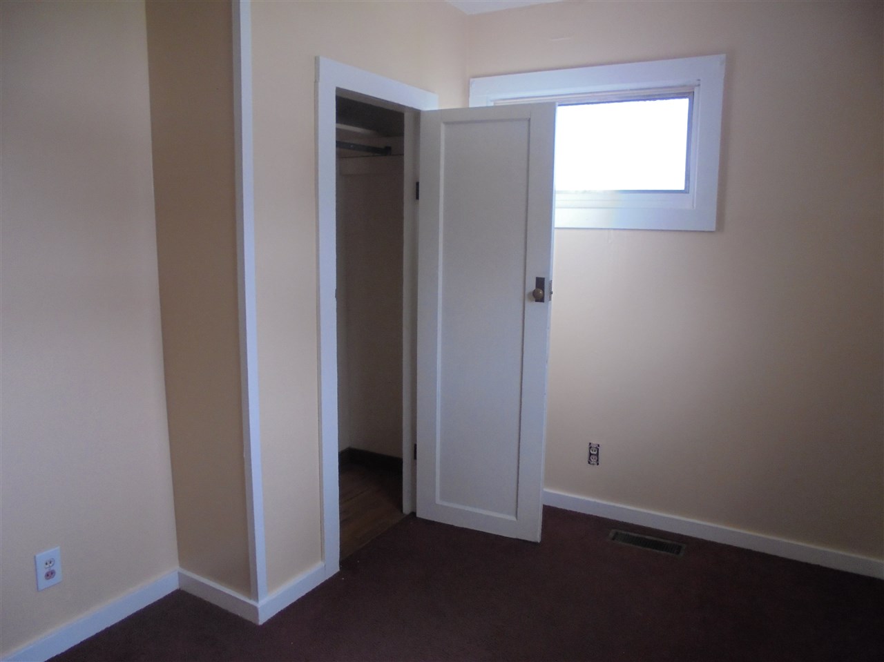 1700 Holsapple Road Richmond, IN 47374 - Photo 7 of 15 Gallery Image 7