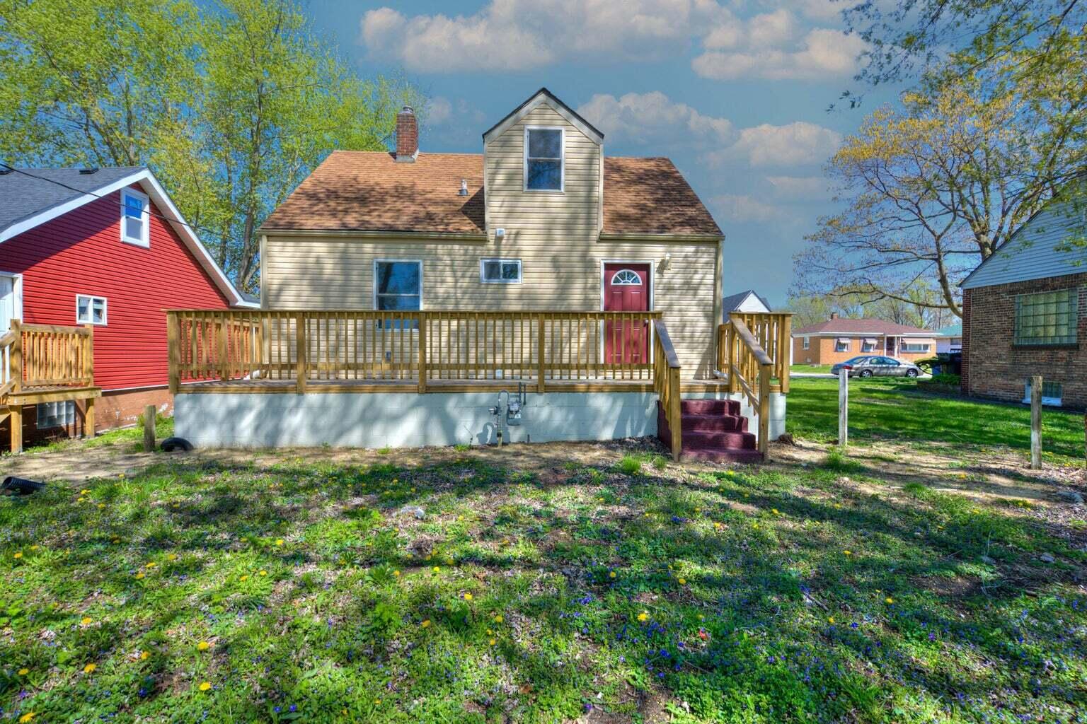 1330 Taney Place Gary, IN 46404 - Photo 18 of 19 a view of backyard of house