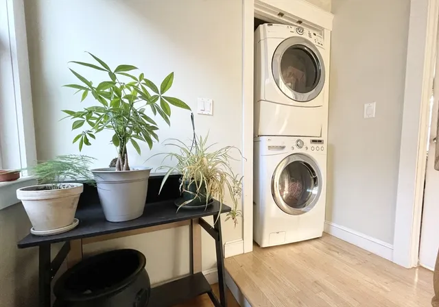 $7,200 | 23 Iroquois Street, Unit STREET, Boston, MA 02120