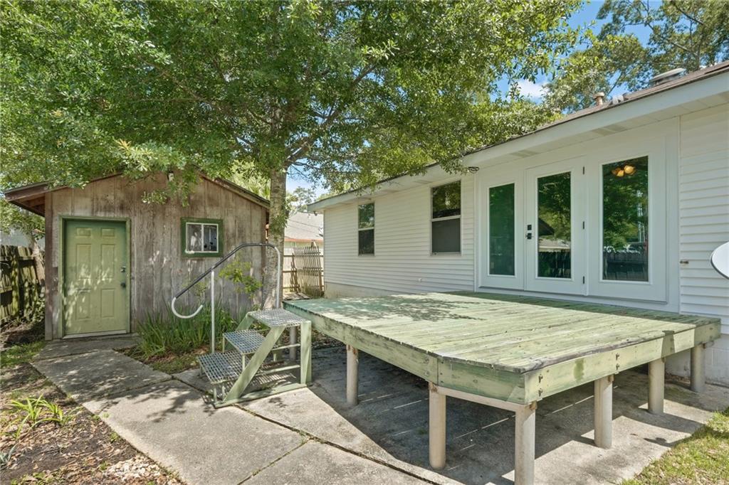 1910 Labarre Street Mandeville, LA 70448 - Photo 19 of 22 Gallery Image 19