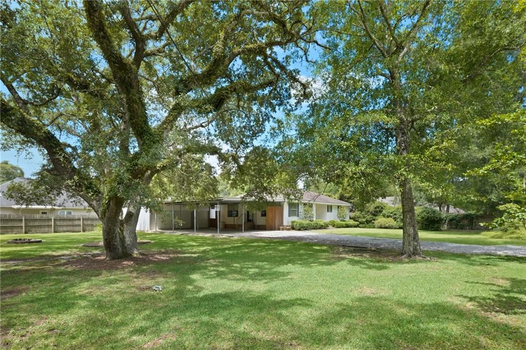 1910 Labarre Street Mandeville, LA 70448 - Photo 22 of 22 Gallery Image 22