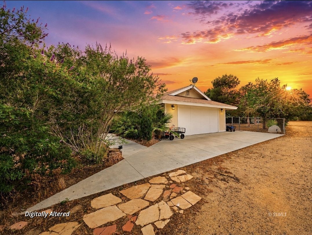 457 North Phillips Street Ridgecrest, CA 93555 - Photo 2 of 50