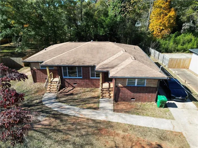 $2,100 | 2039 Nettie Court, Unit RT, Decatur, GA 30032