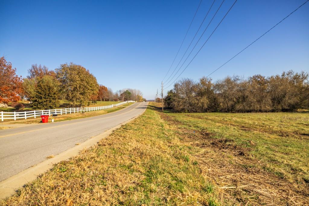 5 West Ryan Road Grain Valley, MO 64029 - Photo 11 of 25