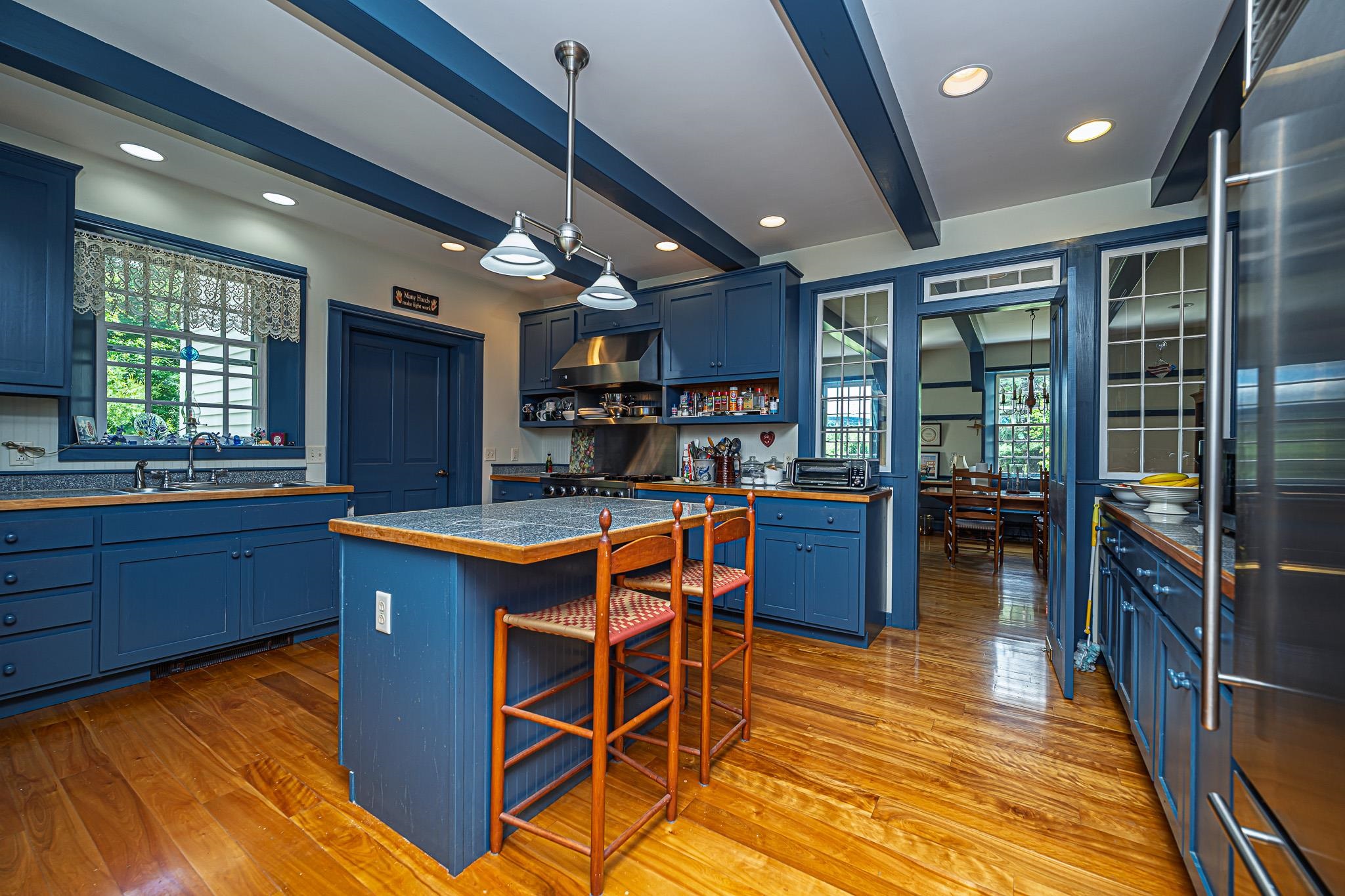 1502 King Hill Road New London, NH 03257 - Photo 17 of 59