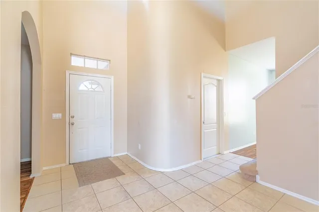 $410,000 | 504 Valencia Park Drive, Seffner, FL 33584