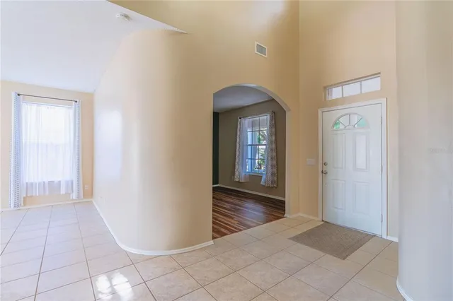 $410,000 | 504 Valencia Park Drive, Seffner, FL 33584