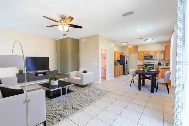 $410,000 | 504 Valencia Park Drive, Seffner, FL 33584