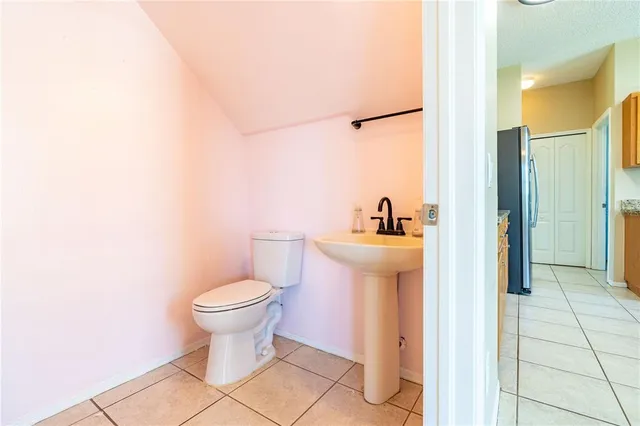 $410,000 | 504 Valencia Park Drive, Seffner, FL 33584