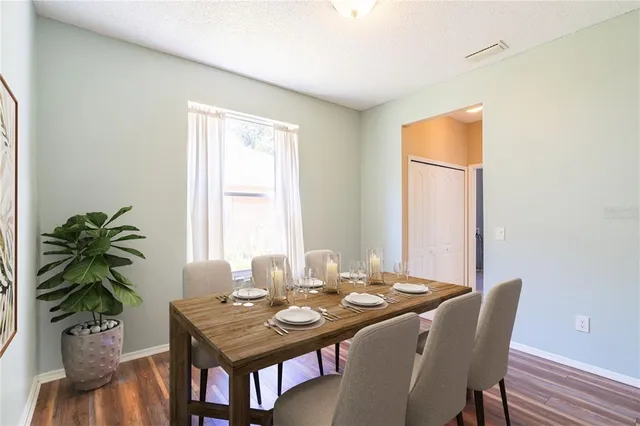 $410,000 | 504 Valencia Park Drive, Seffner, FL 33584