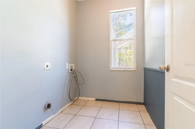 $410,000 | 504 Valencia Park Drive, Seffner, FL 33584