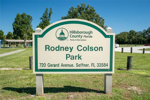 $410,000 | 504 Valencia Park Drive, Seffner, FL 33584