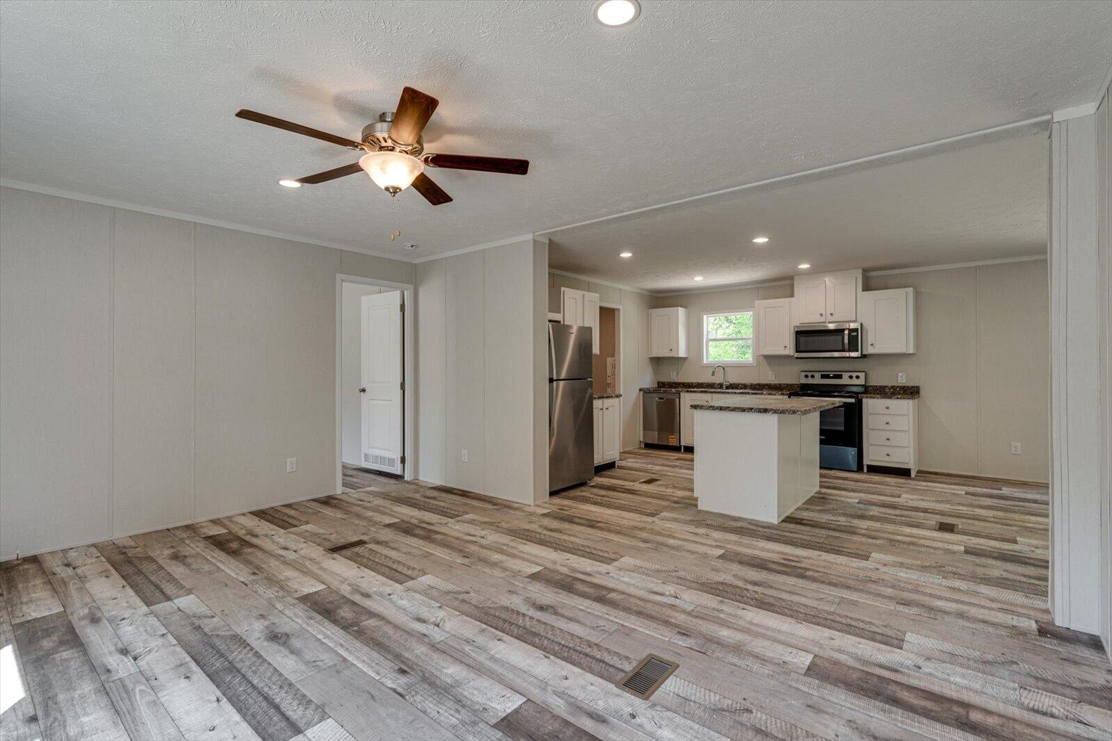 128 Pinson Lane Chickamauga, GA 30707 - Photo 10 of 32 06-128 Pinson ln-6