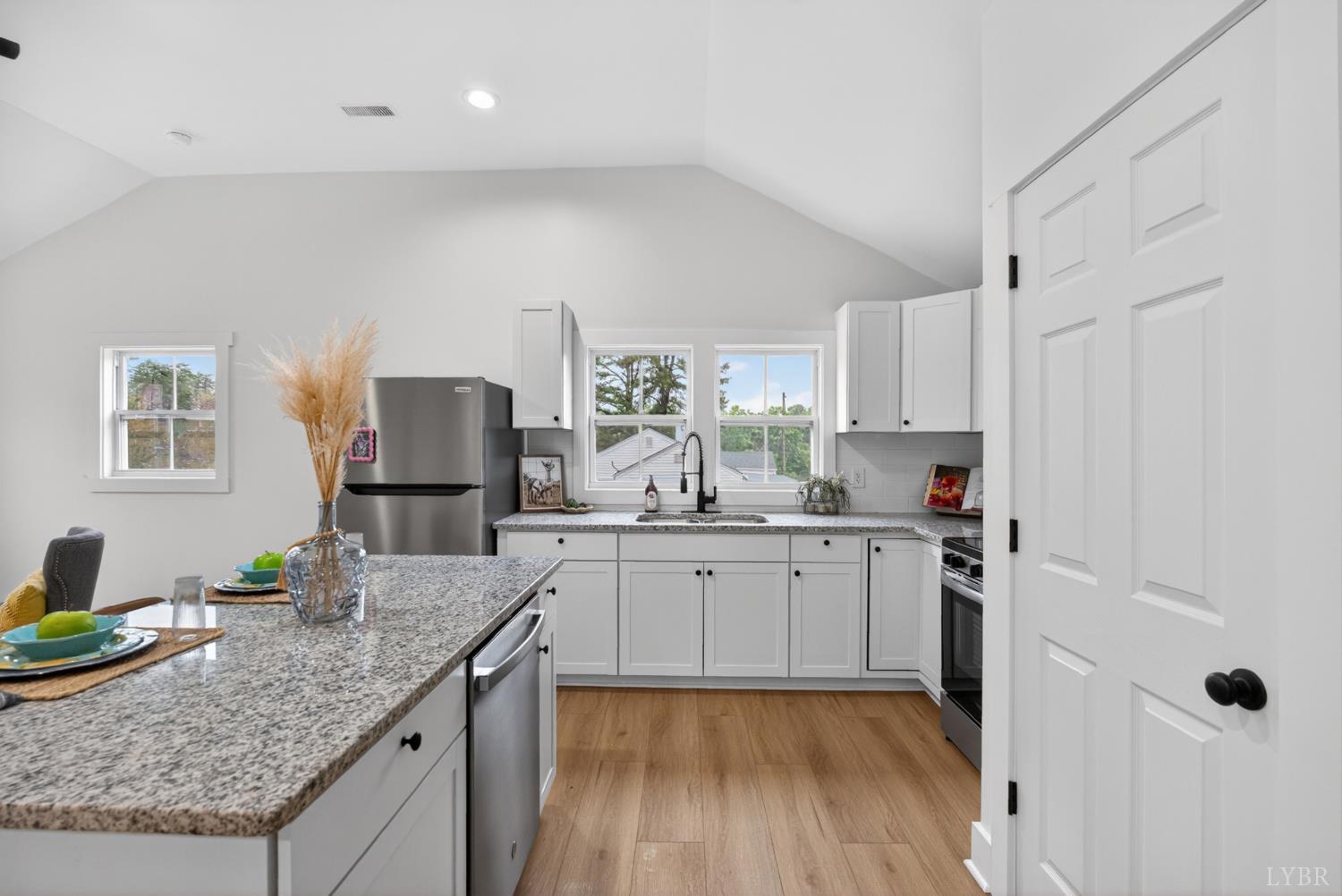3556 Brights Road Gretna, VA 24557 - Photo 8 of 26