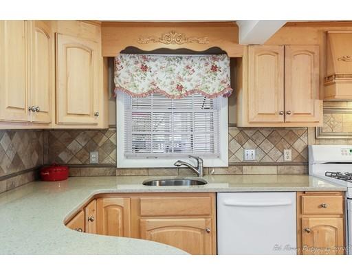 9 Symphony Road Peabody, MA 01960 - Photo 8 of 30 Gallery Image 8