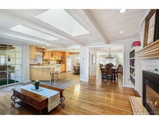 9 Symphony Road Peabody, MA 01960 - Photo 9 of 30 Gallery Image 9