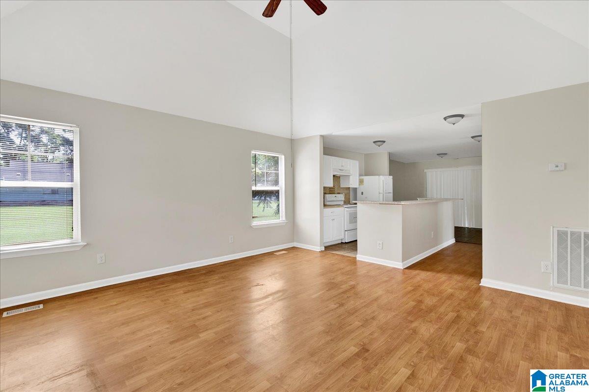 1324 Fulton Avenue Southwest Birmingham, AL 35211 - Photo 4 of 14
