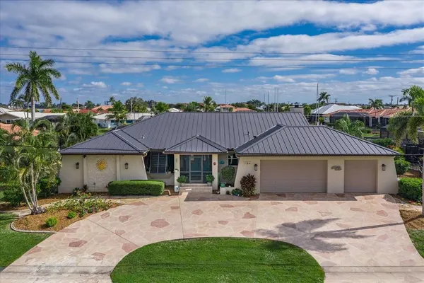 $1,094,950 | 184 Colony Point Drive, Punta Gorda, FL 33950