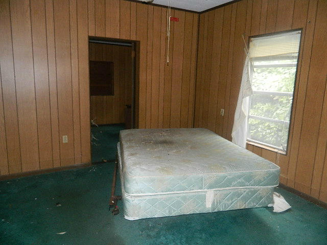 1147 Bacom Point Road Pahokee, FL 33476 - Photo 14 of 15 066