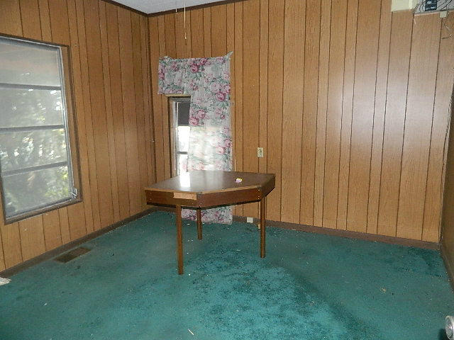 1147 Bacom Point Road Pahokee, FL 33476 - Photo 3 of 15 071