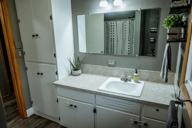 $194,900 | 704 Washington Avenue, Fairmont, MN 56031