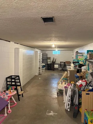 $194,900 | 704 Washington Avenue, Fairmont, MN 56031