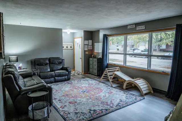 $194,900 | 704 Washington Avenue, Fairmont, MN 56031