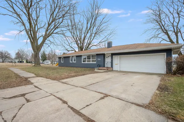 $189,900 | 704 Washington Avenue, Fairmont, MN 56031