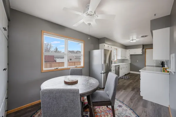 $189,900 | 704 Washington Avenue, Fairmont, MN 56031