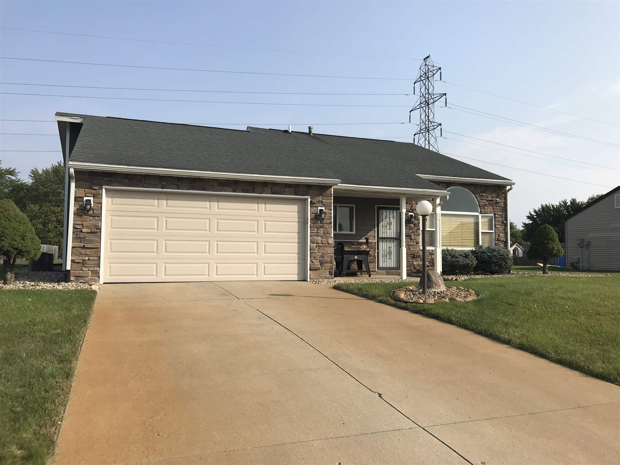 27589 Bison Ridge Elkhart, IN 46514 - Photo 2 of 22 Gallery Image 2