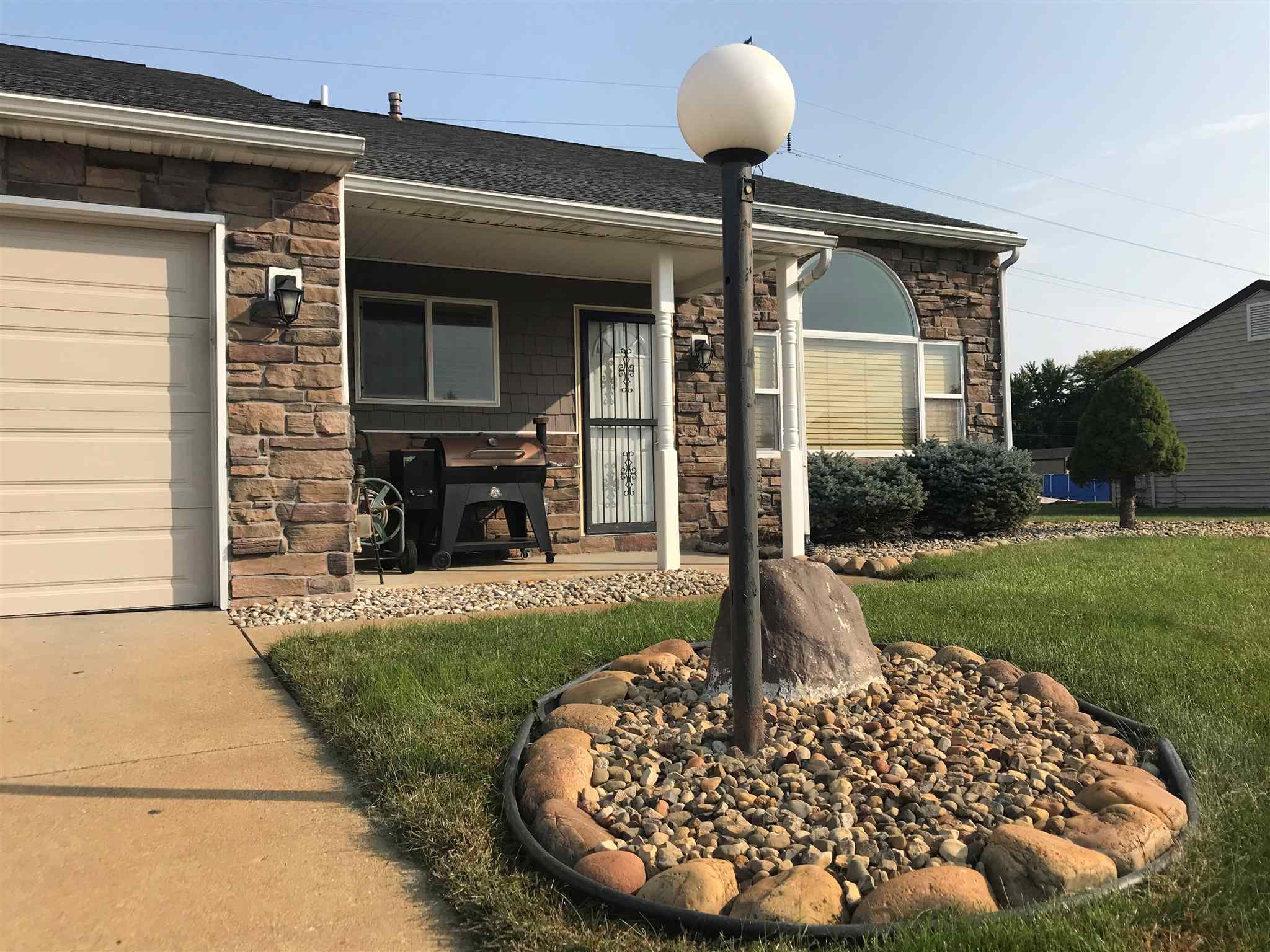 27589 Bison Ridge Elkhart, IN 46514 - Photo 4 of 22 Gallery Image 4