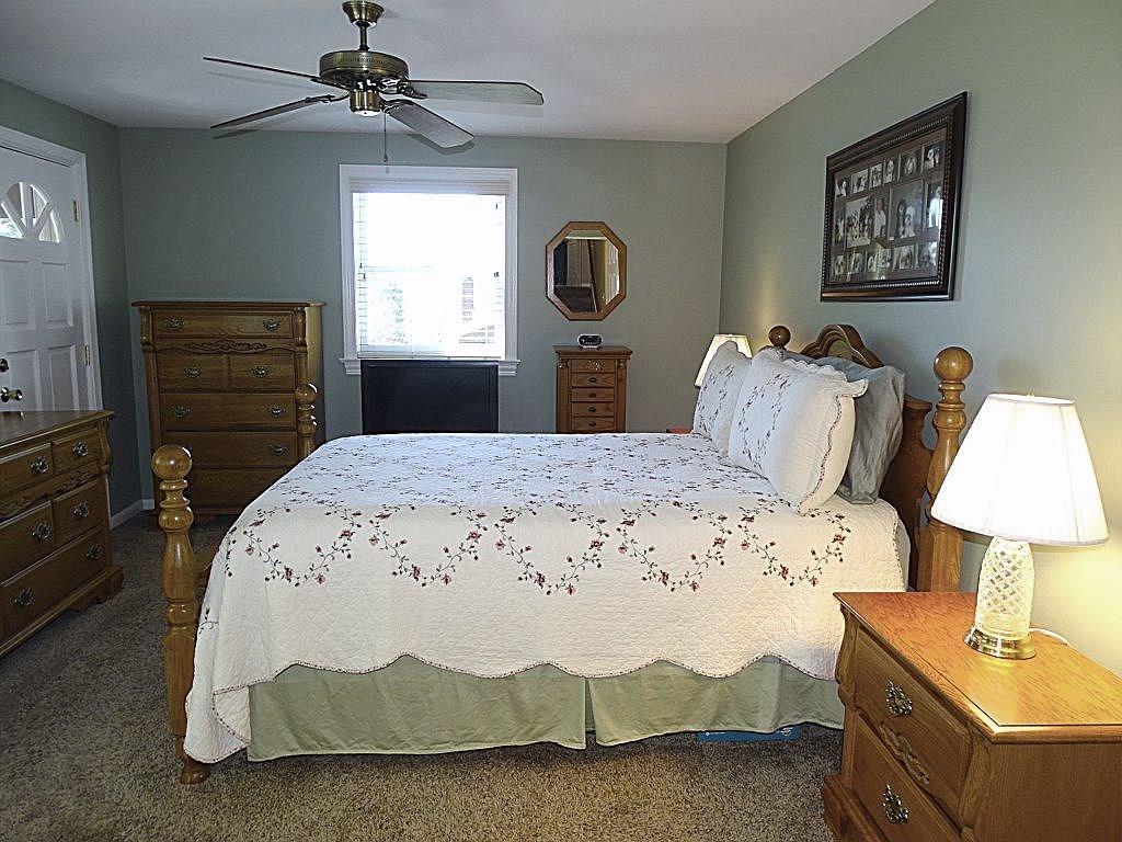 252 Rutledge Drive Canonsburg, PA 15317 - Photo 11 of 25 Gallery Image 11