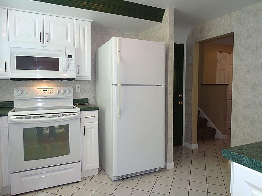 252 Rutledge Drive Canonsburg, PA 15317 - Photo 8 of 25 Gallery Image 8