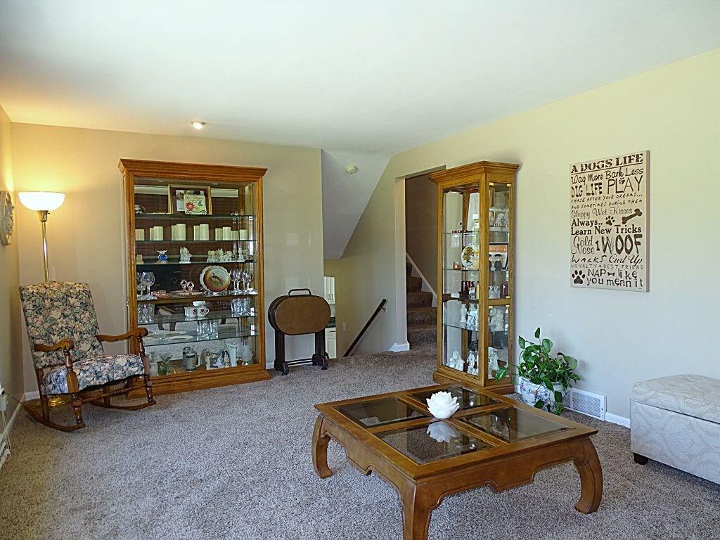 252 Rutledge Drive Canonsburg, PA 15317 - Photo 10 of 25 Gallery Image 10