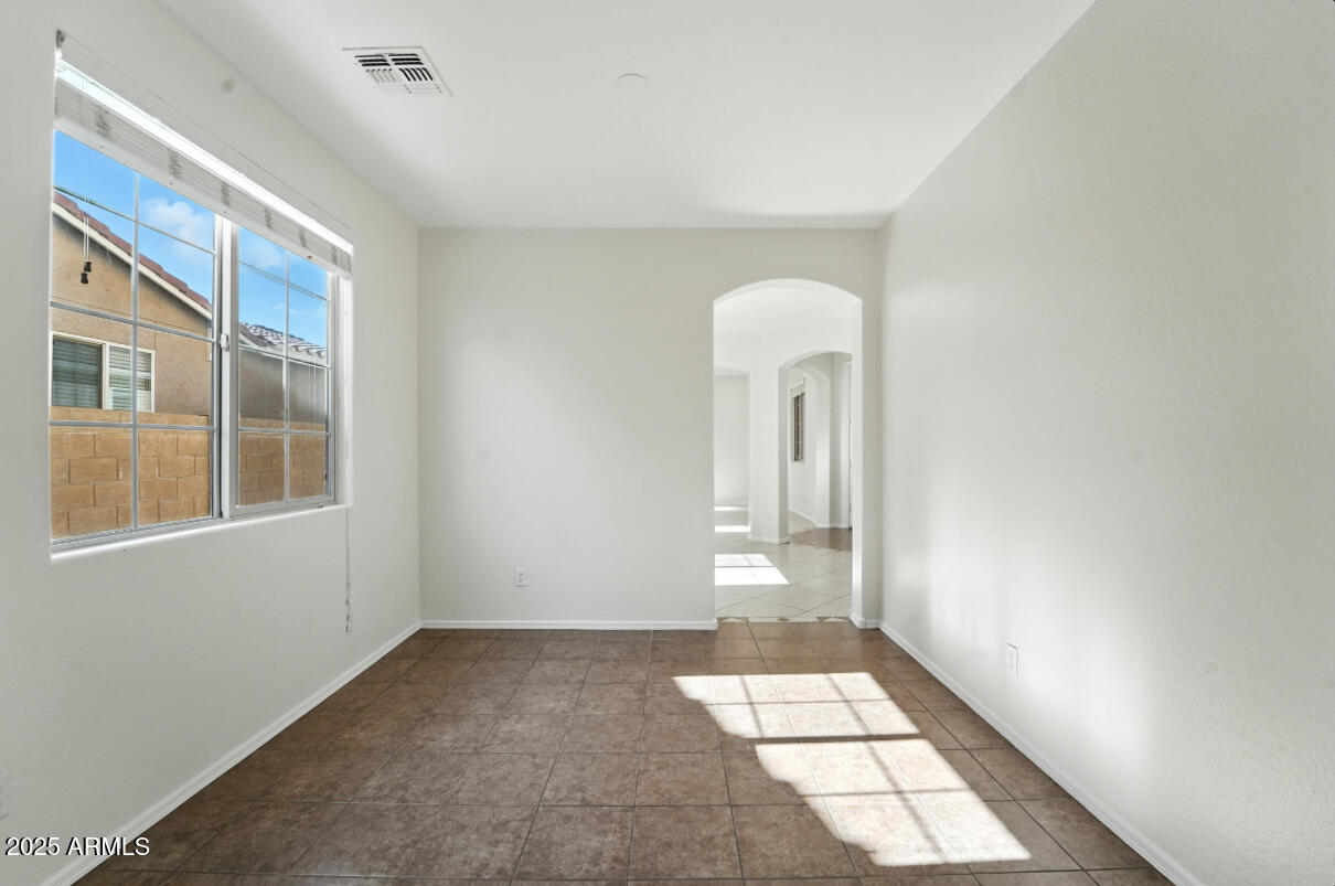 17379 West Bajada Road Surprise, AZ 85387 - Photo 23 of 66 17379 W. Bajada Rd-26