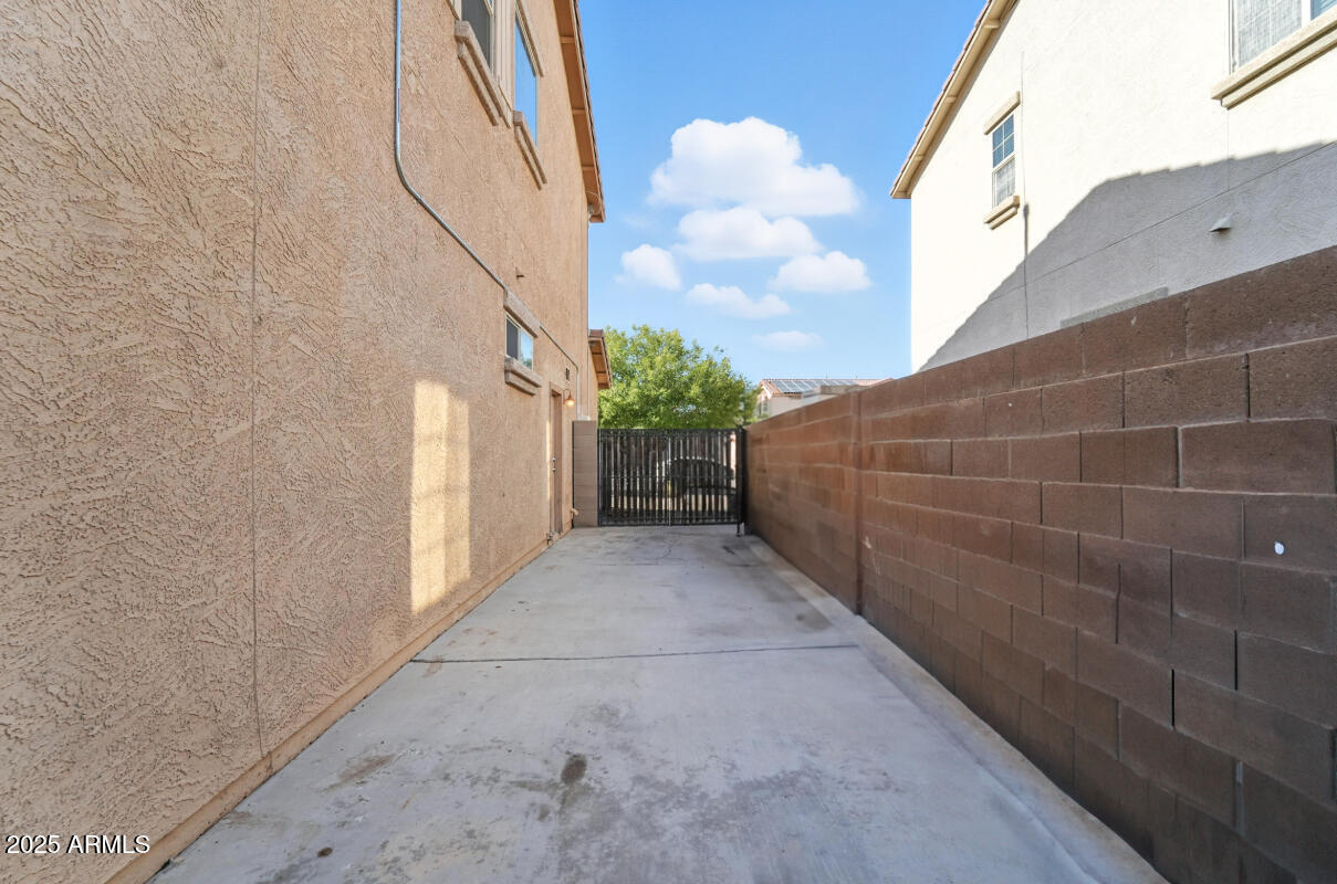 17379 West Bajada Road Surprise, AZ 85387 - Photo 55 of 66 17379 W. Bajada Rd-63